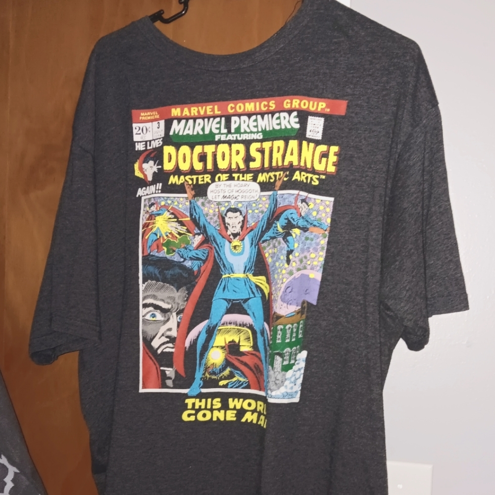 Doctor strange comic book men's T shirt used